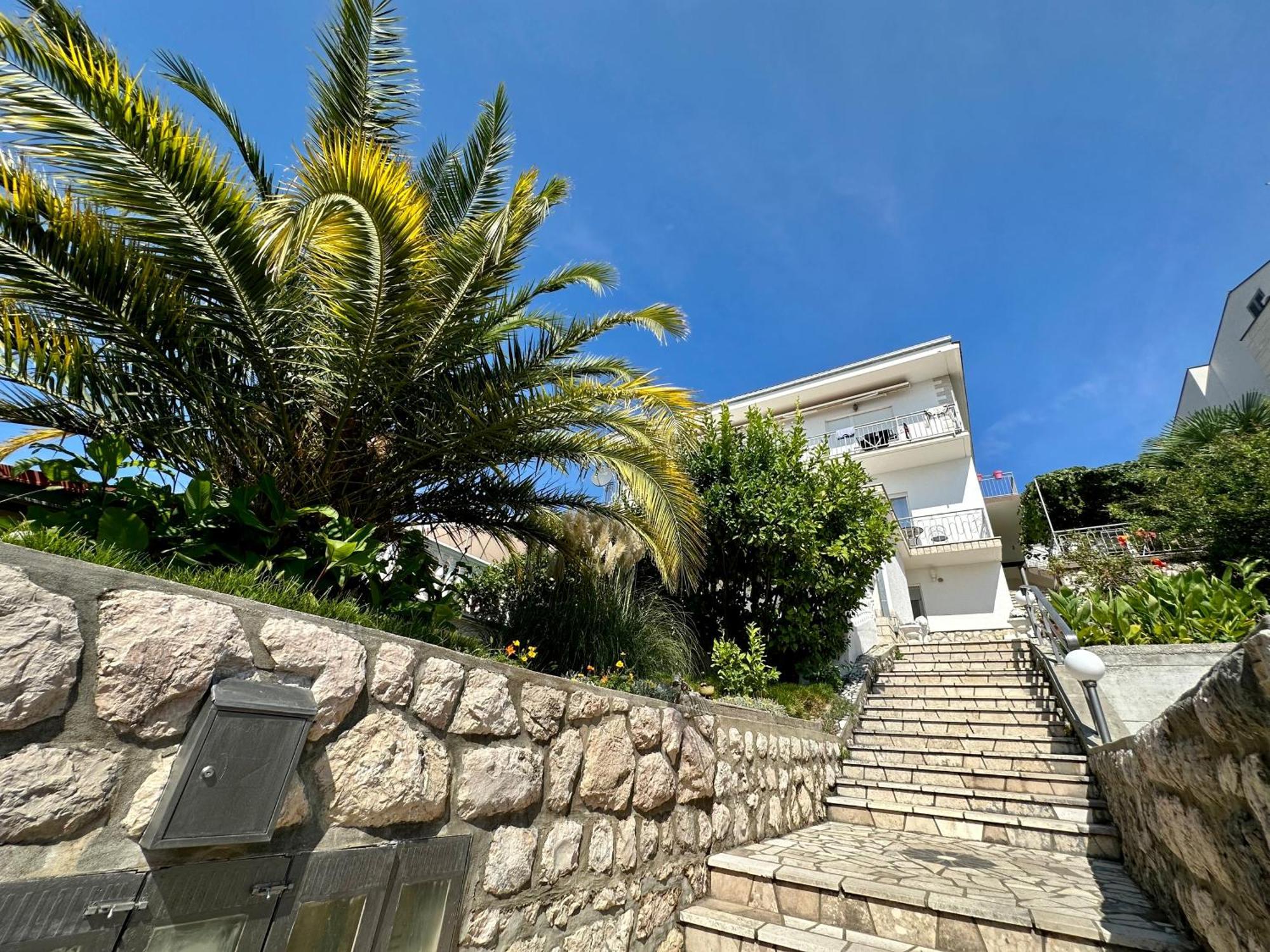 Apartmani Loki Dramalj Exterior photo